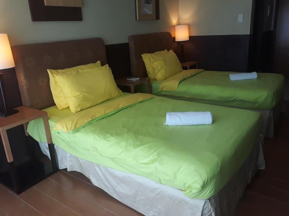 One Tagaytay Place Private Residences 따가이따이 외부 사진