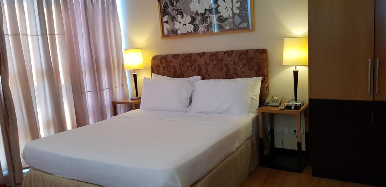 One Tagaytay Place Private Residences 따가이따이 외부 사진